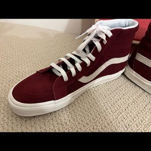 NEW IN BOX AUTHENTIC SUEDE WINE HIGH TOP VANS